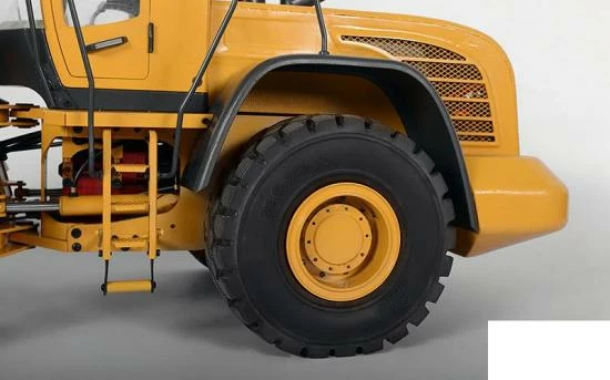RC4WD Earth Mover 1/14 Loader Tire 6 RC4WD Earth Mover 1/14 Loader Tire - Image 6